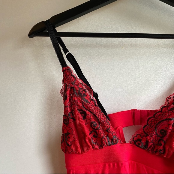 JEZEBEL Women's Demure Chemise in tango red size S NEW - Picture 7 of 7